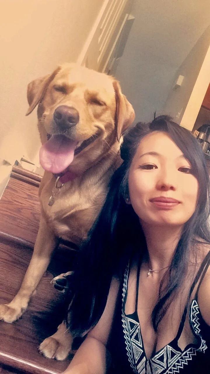 Scarlet posing for a selfie with her human